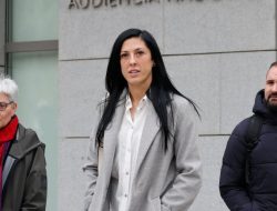 Spanish Soccer Star Testifies About Unwanted Kiss
